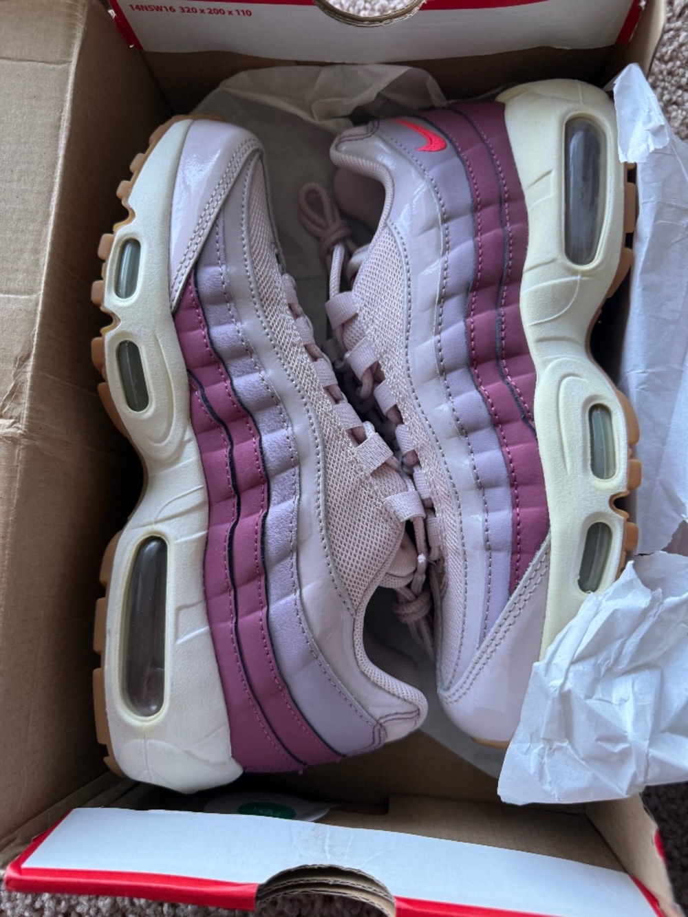 Nike Air Max 95 Sneakers 7.5w Barely Rose/Hot Punch RARE